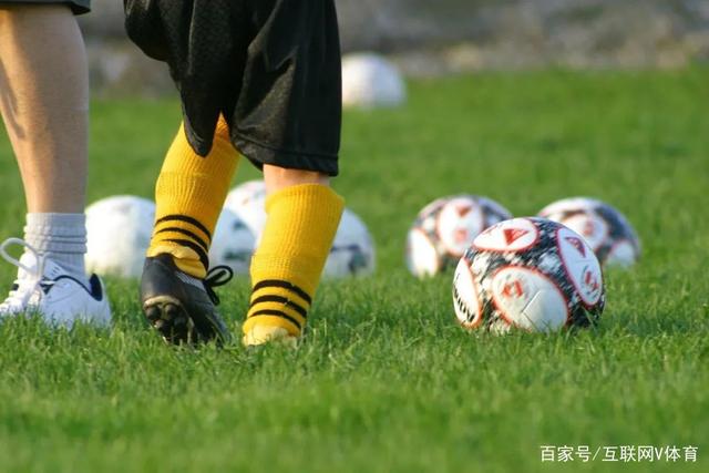 官方：国际米兰租借+买断3300万签下弗拉泰西